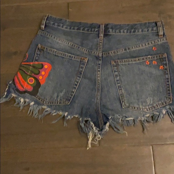 Shorts!!! - Picture 2 of 4